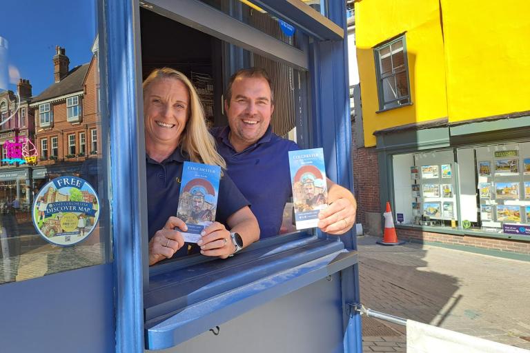 Cllr Laws and shop owner Kelly Sutton at Claydons-Nisa