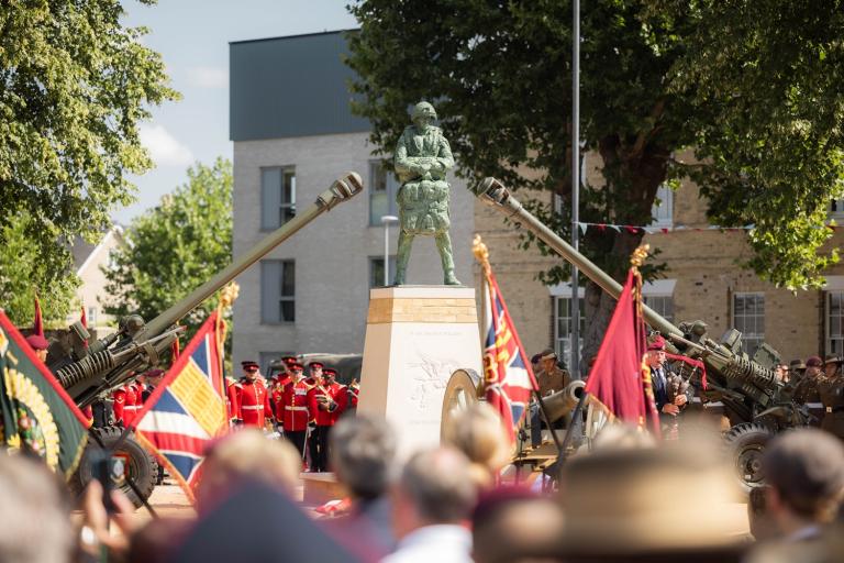A photo of the new army statue featuring a member of the parachute regiment