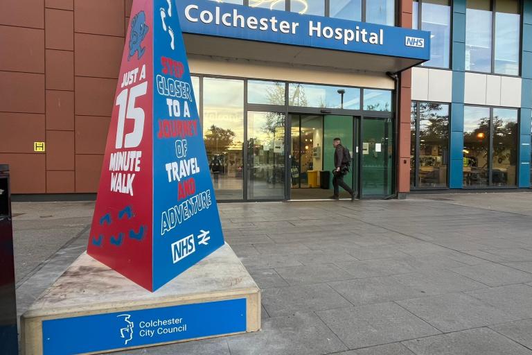 New wayfinding artwork encourages walking from Colchester rail station to hospital